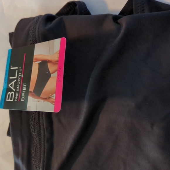 Bali Classic Black Brief  9  -Size 9. 2XL.Sale - Picture 3 of 4
